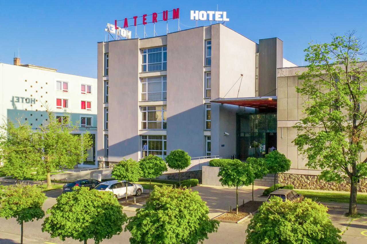 Hotel Laterum 페치 외부 사진